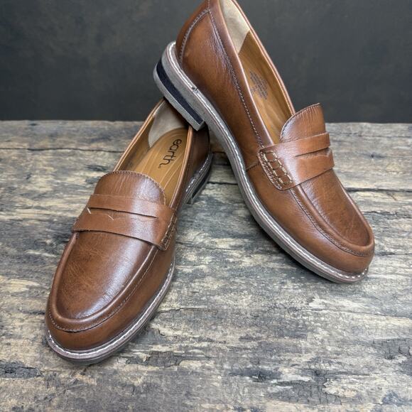 Earth Women’s Brown Leather Penny Loafer Flats Comfort Slip-On Shoes Size 7.5W - Picture 1 of 10